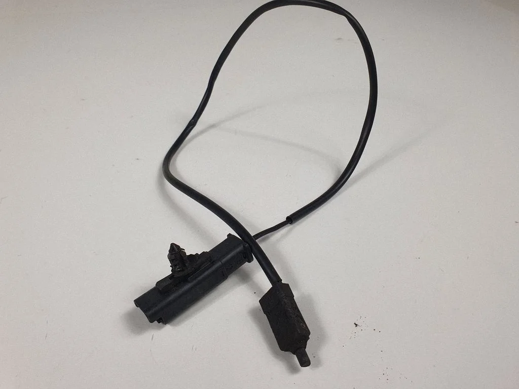 Bonnet alarm switch sensor – Citroen C4 Grand Picasso (2013-2018)
