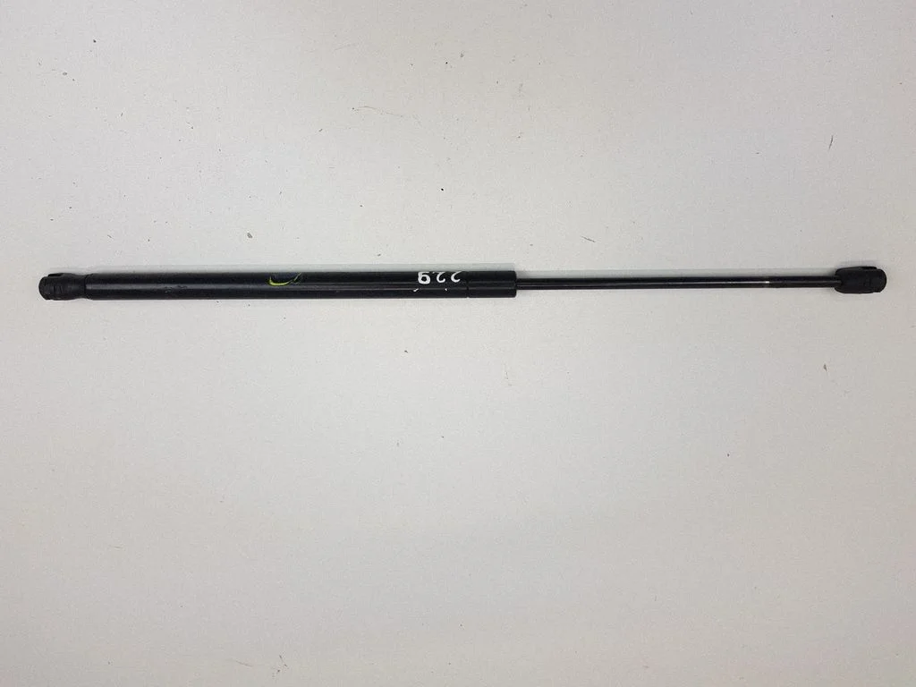 Tagaklaasi gaasiamortisaator – Land Rover Range Rover Sport L320 (2005-2013)