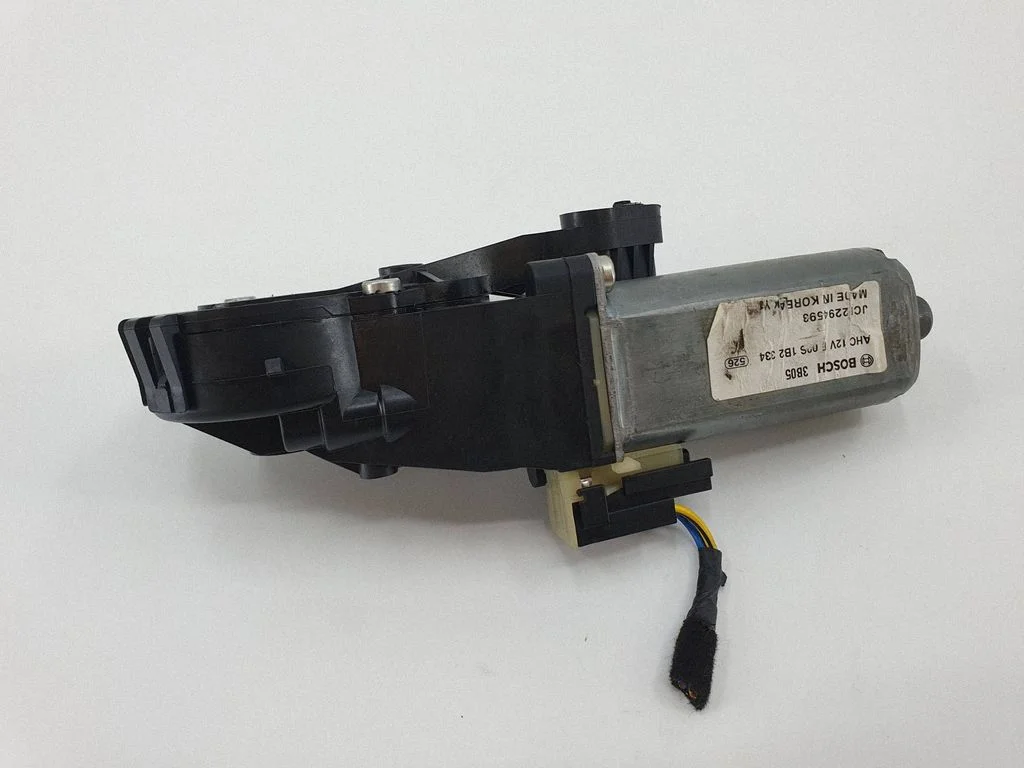 Seat adjustment motor JCI2294593