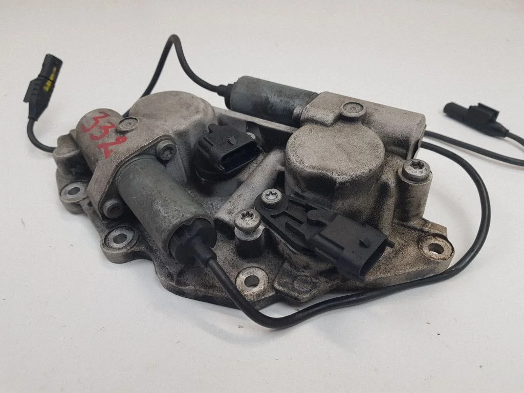 Camshaft vanos timing valve A1560513903 – Mercedes-Benz ML-Class W164 (2005-2011)
