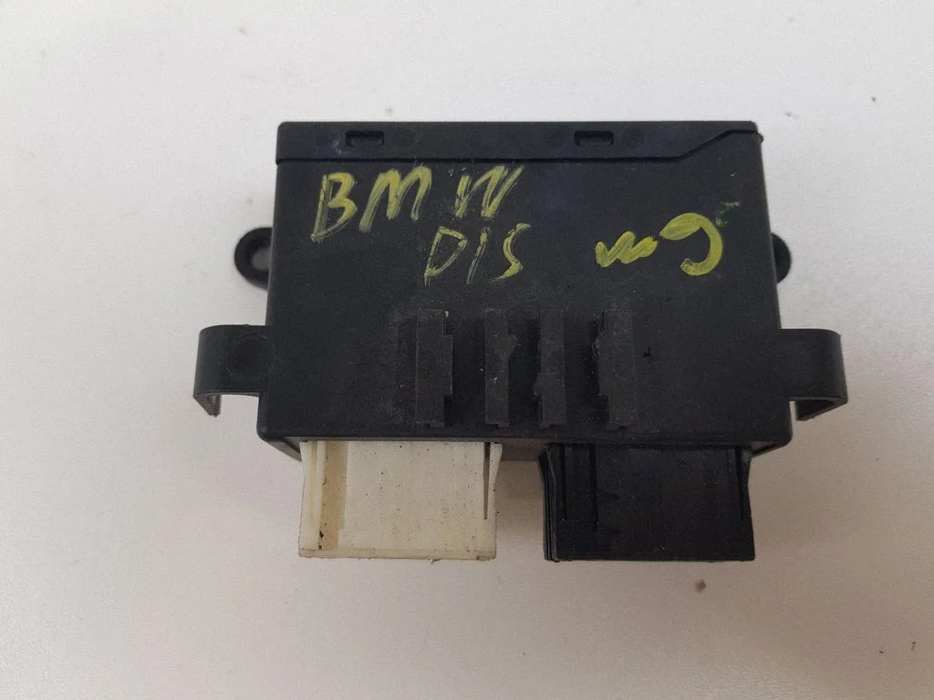 Külgpeeglite juhtmoodul – BMW 3-seeria E46 (1998-2005)