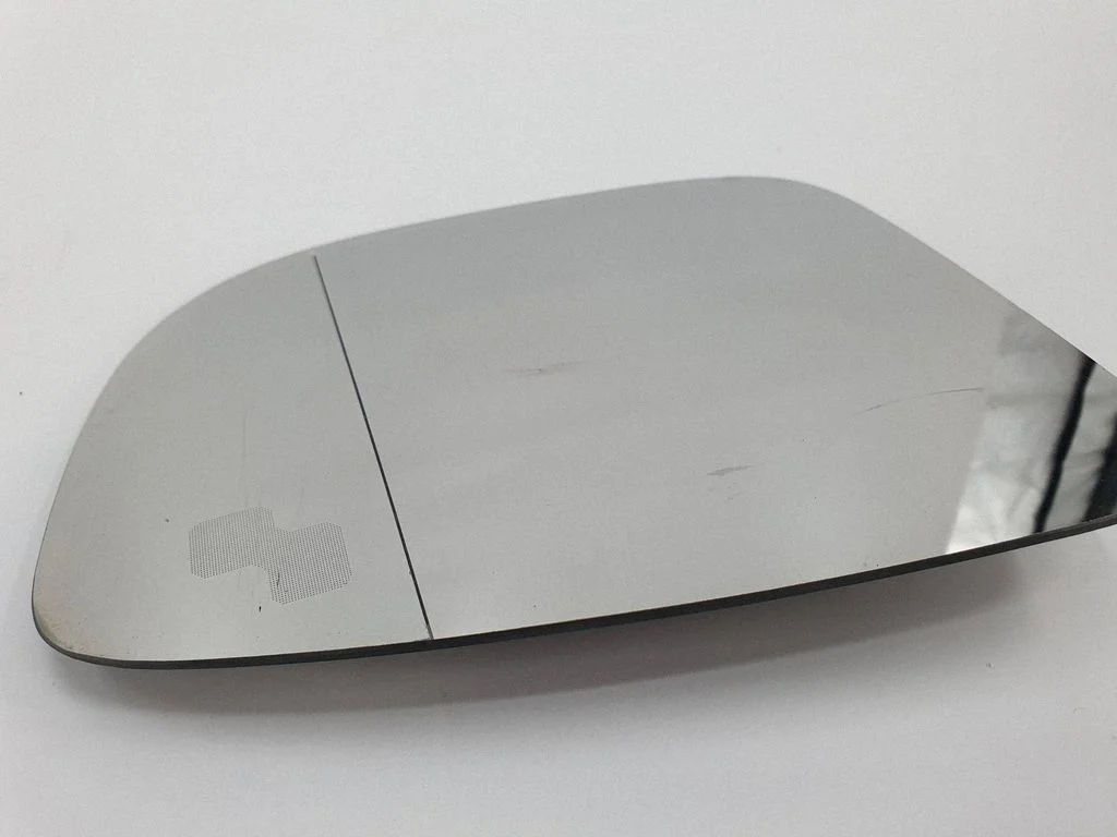 Wing mirror glass – right