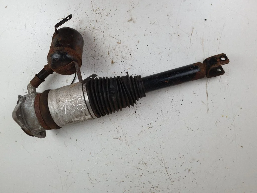 Air suspension rear shock absorber – Audi A8 S8 D3 4E (2002-2009)