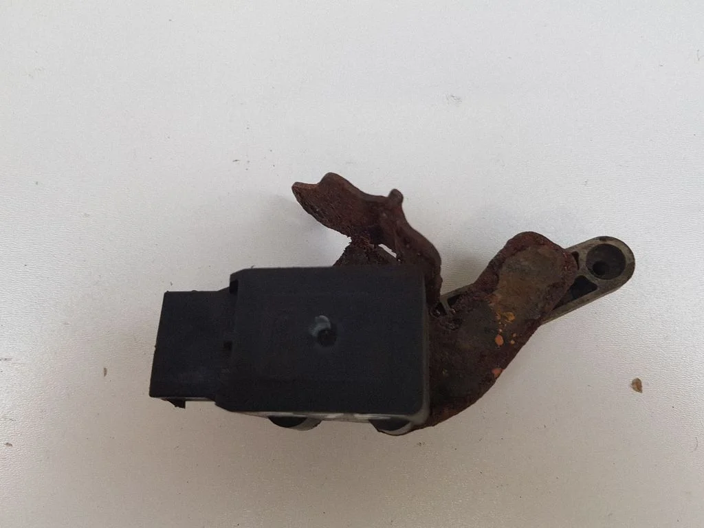 Eesmise vedrustuse kõrgusandur – Land Rover Range Rover Sport L320 (2005-2013)
