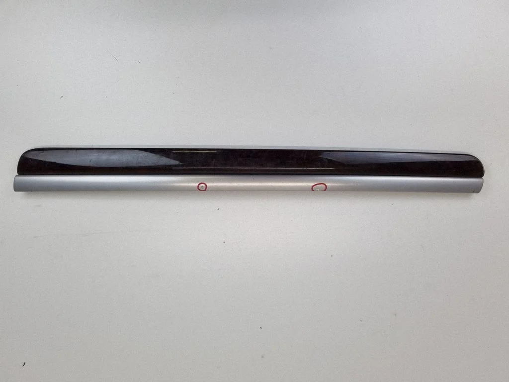 Rear door card trim – Audi A8 S8 D3 4E (2002-2009)