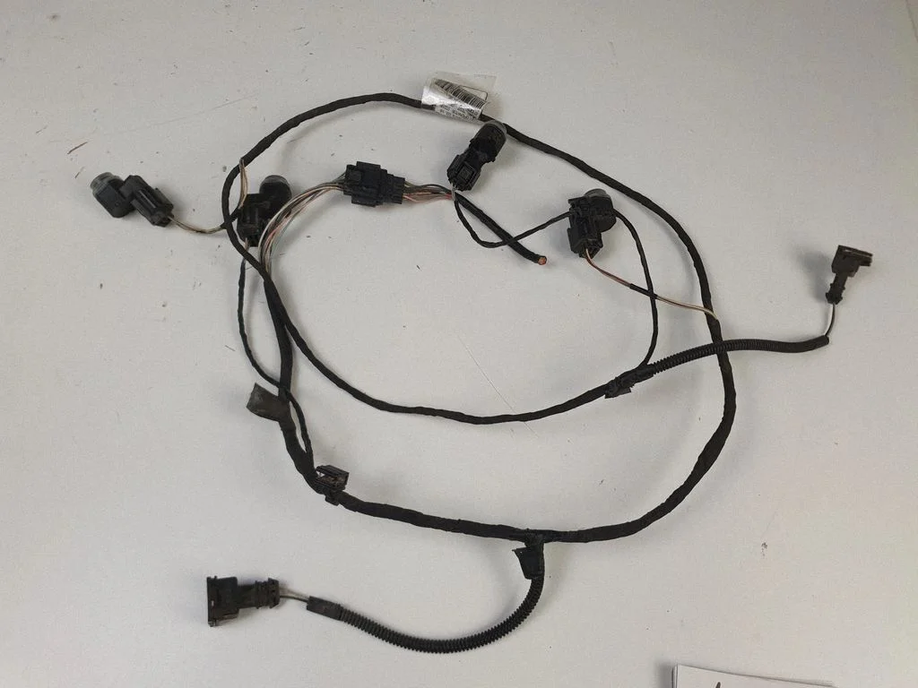 Rear parking sensor holder (PDC) 284426105R