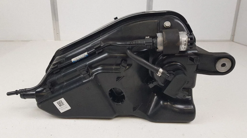AdBlue liquid reservoir 7381415 – BMW 5 Series G30 G31 G38 (2016-)