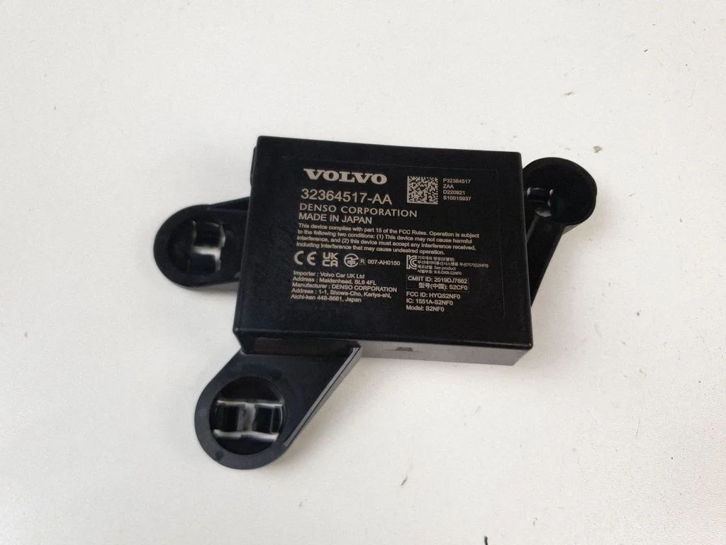 Keyless (KESSY) go control unit/module 32364517AA