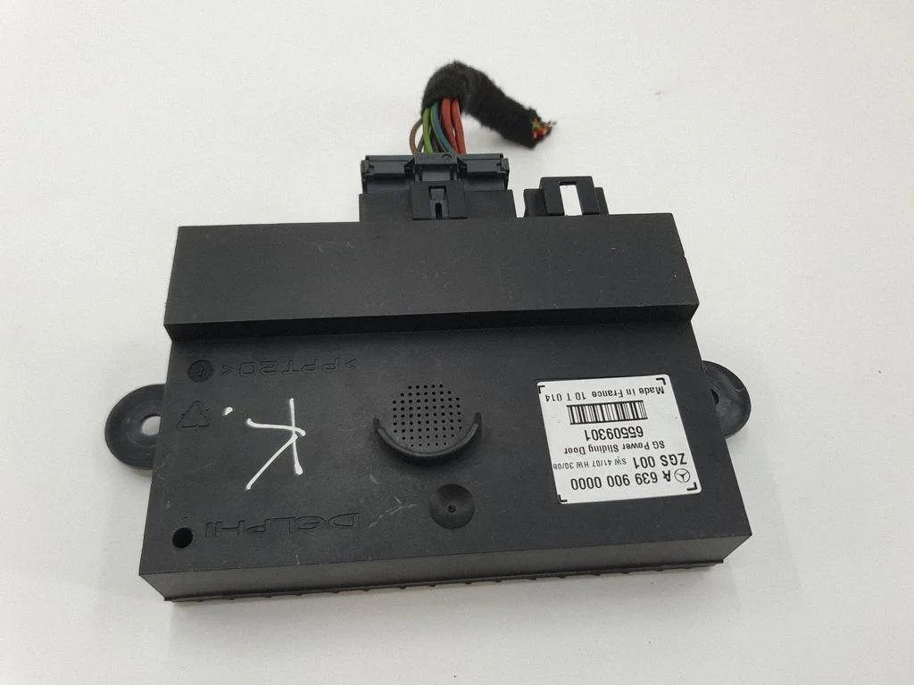 Sliding door control unit/module – Mercedes-Benz Vito Viano W639 (2003-2014)