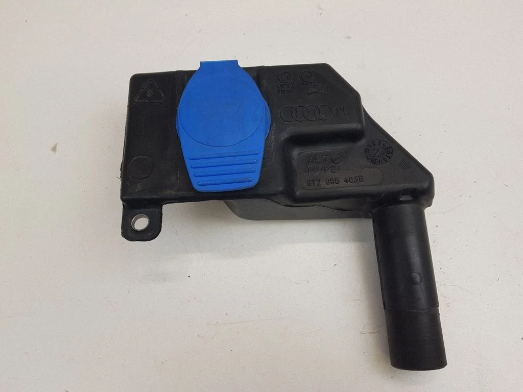 Klaasipesuvedeliku paagi täitetoru 8T2955463B – Audi A4 Allroad B8 (2008-2016)