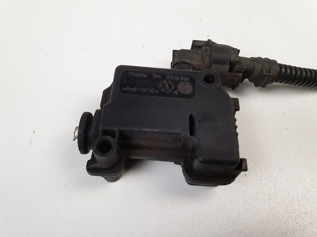 Fuel tank cap lock motor 13348741