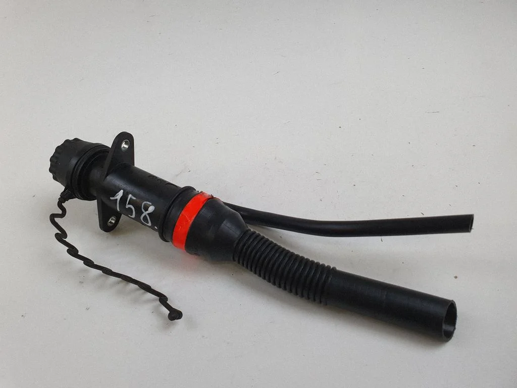 AdBlue Liquid refill tube – Land Rover Discovery Sport (2014-)