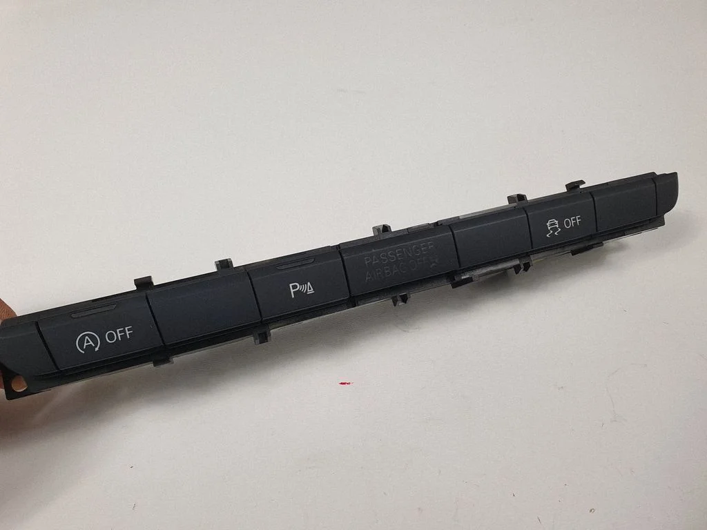 A set of switches – Audi A6 S6 C7 4G (2011-2018)