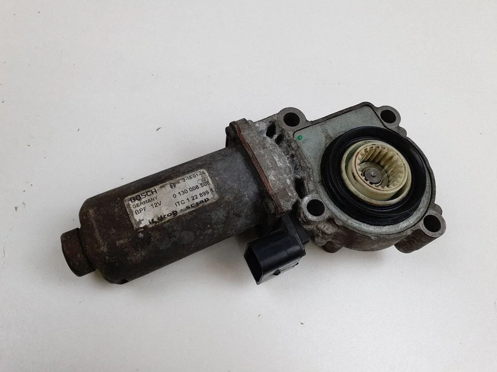 Gearbox-reducer motor – Land Rover Discovery 3 - LR3 (2005-2009)