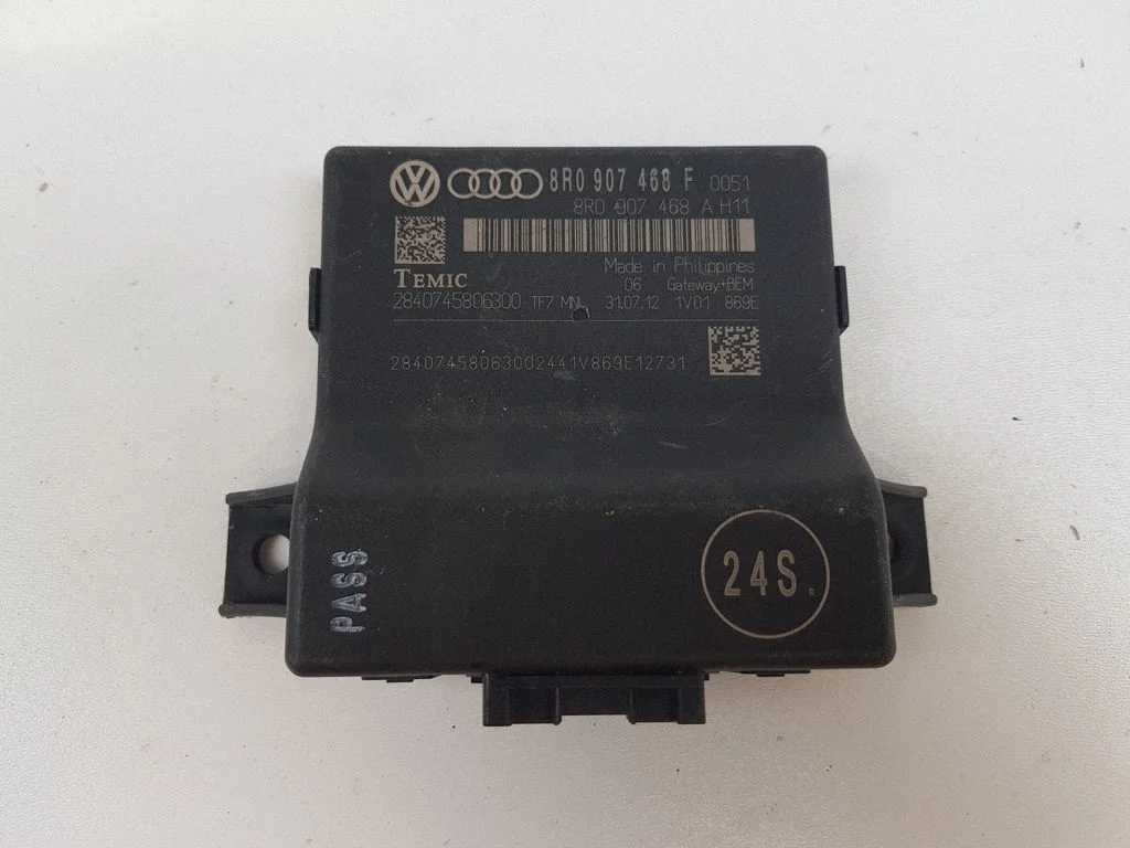 Gateway control module 8R0907468F