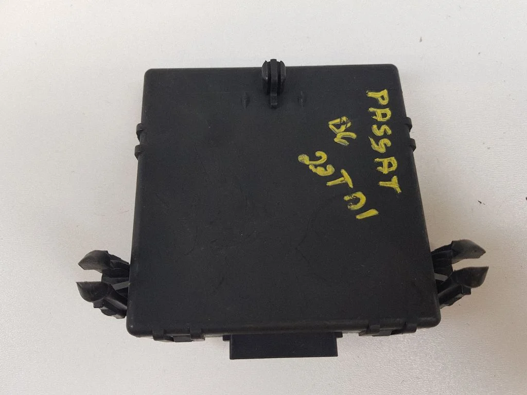 Gateway control module 3C0907530C