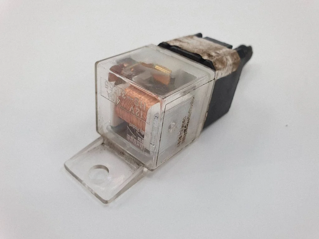 Battery relay fuse – KIA Sorento (2010-2014)