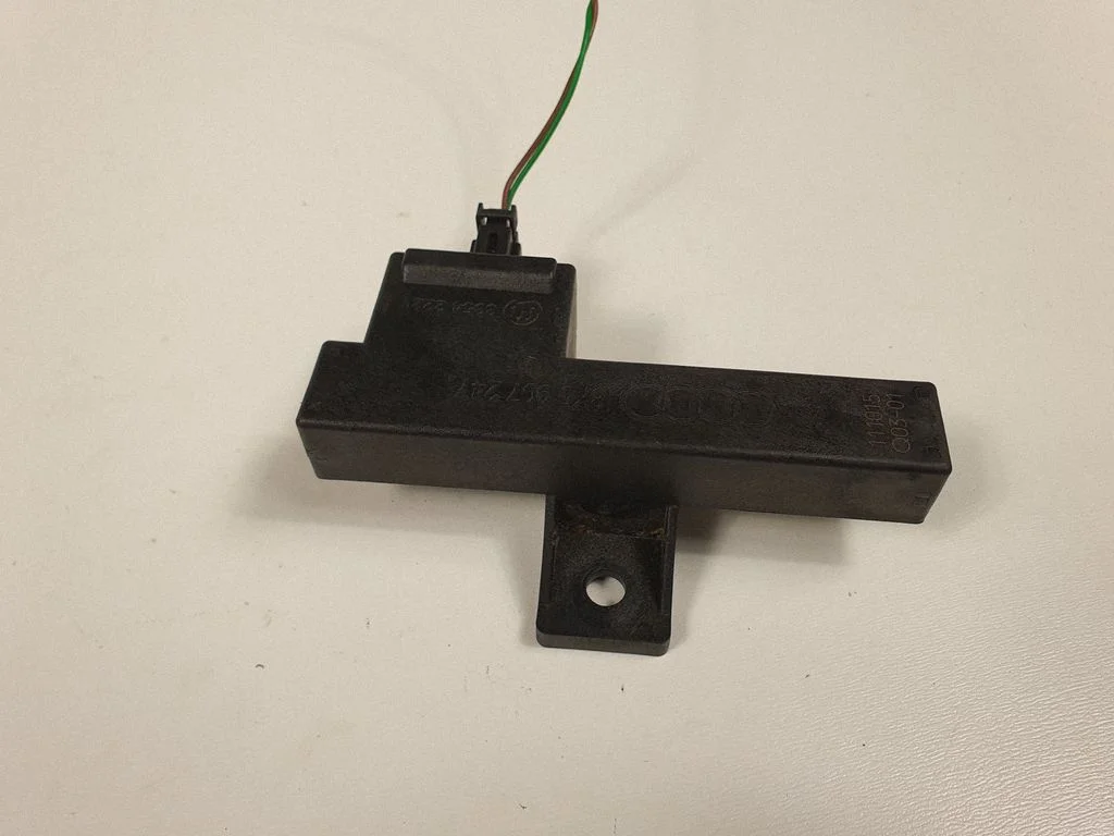 Keyless system antenna – Audi A6 S6 C7 4G (2011-2018)