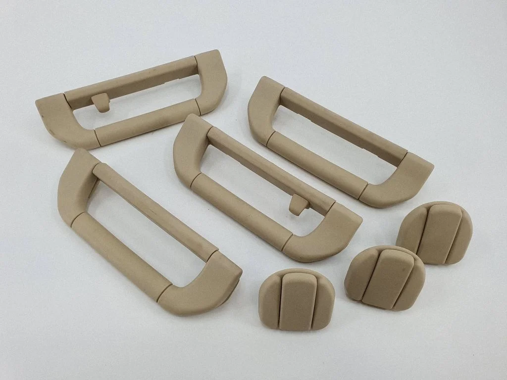 A set of handles for the ceiling 7005096