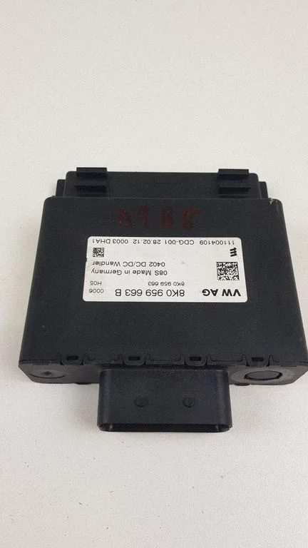 Power management control unit – Audi A4 Allroad B8 (2008-2016)