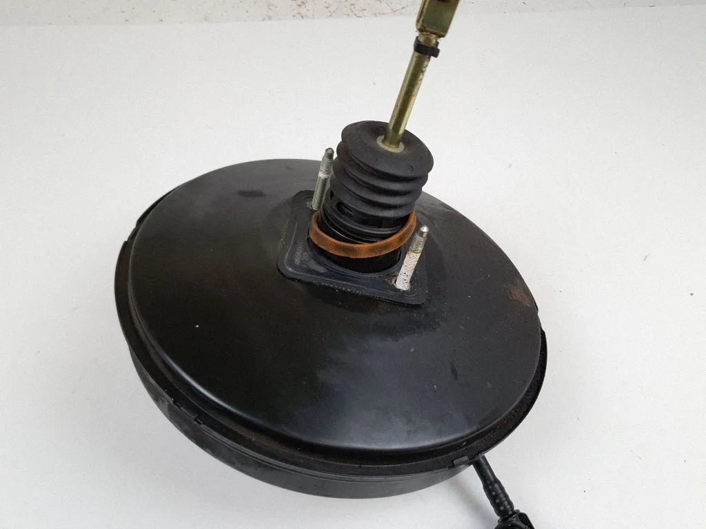 Brake booster – Renault Laguna II (2001-2007)