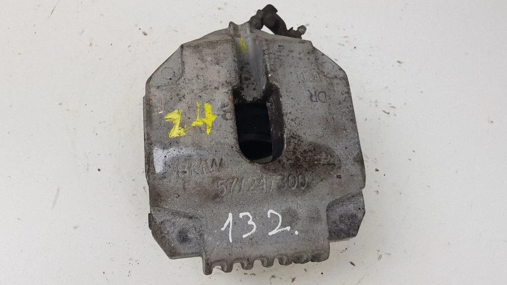 Front brake caliper 5724300