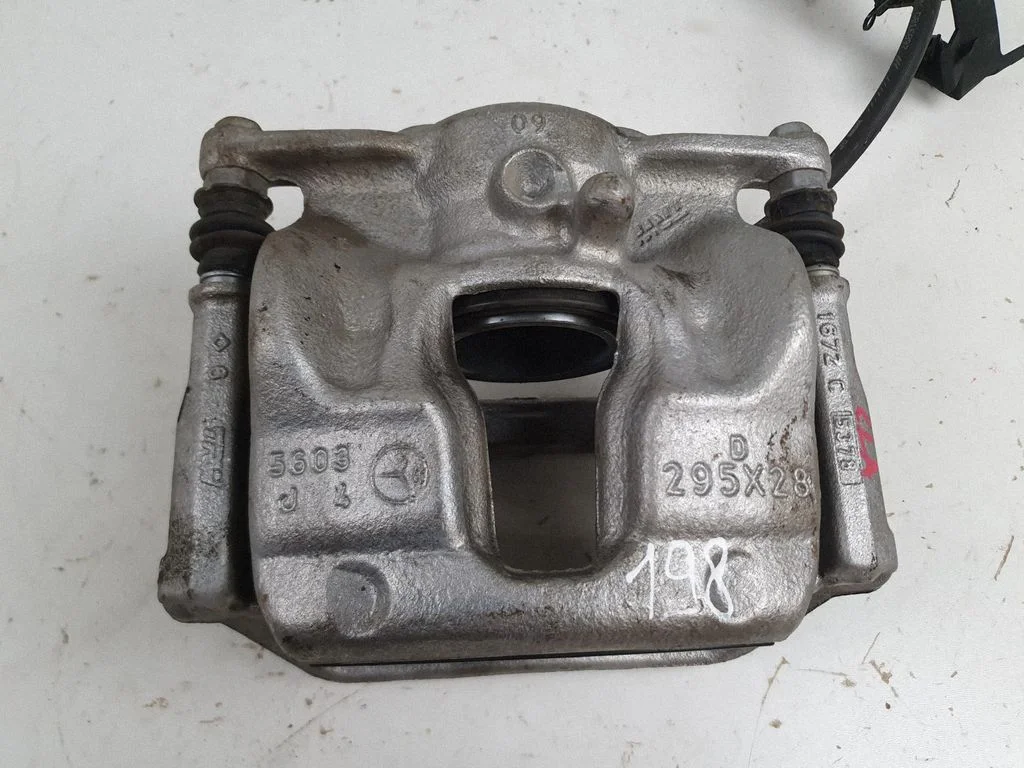 Front brake caliper A24639 – Mercedes-Benz CLA-Class C117 X117 W117 (2013-2019)