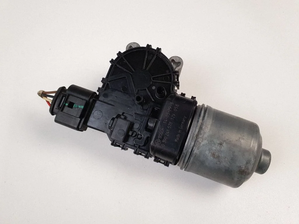 Wiper motor 390241578