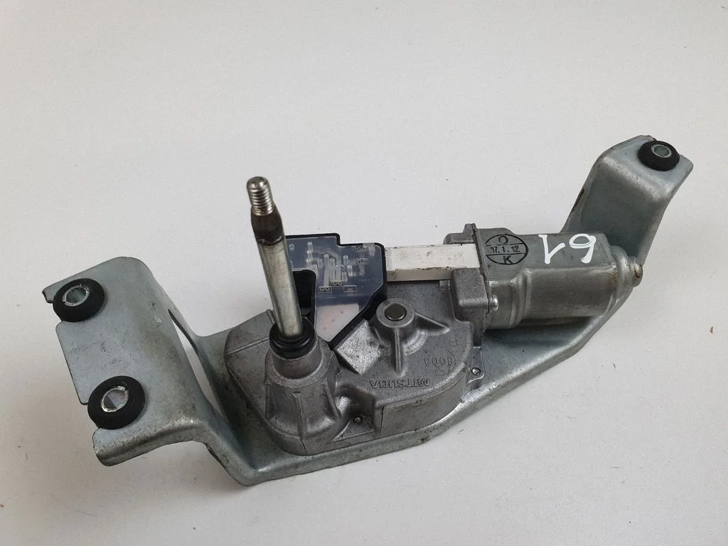 Rear window wiper motor 7258532 – BMW 1 Series F20 F21 (2011-2019)