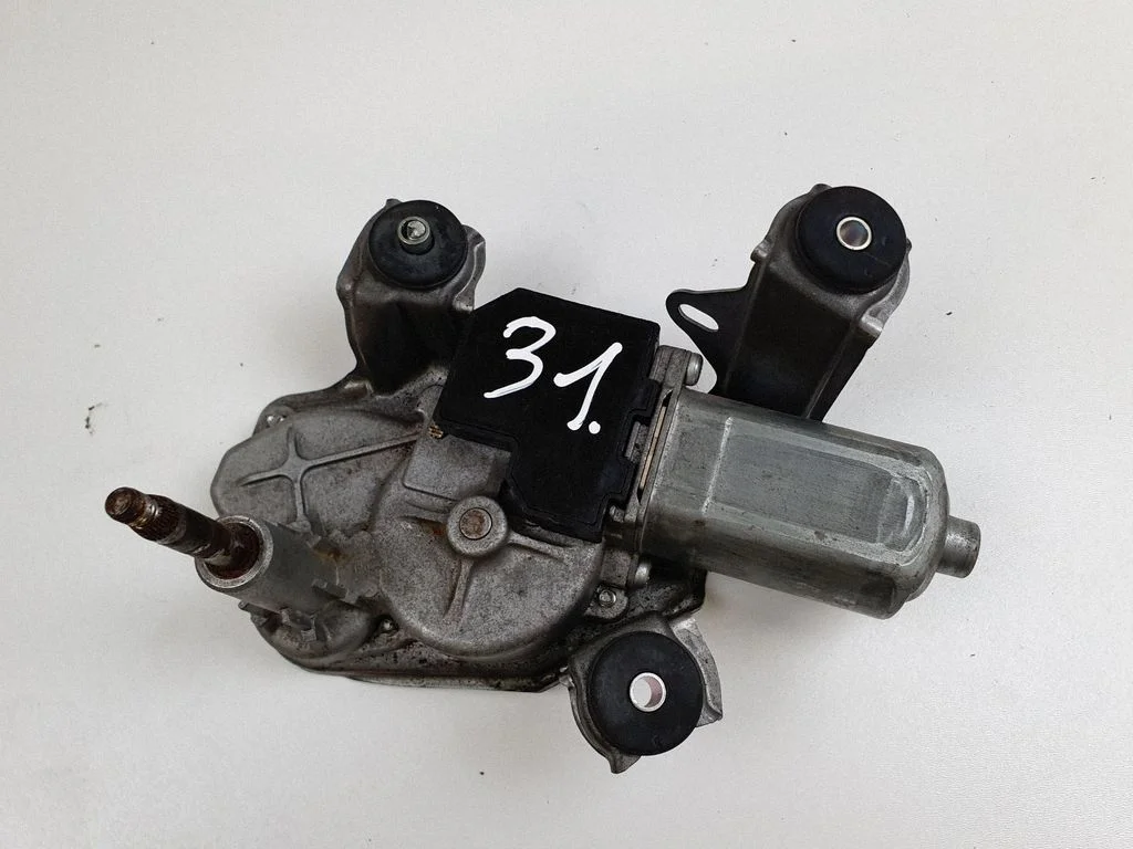 Rear window wiper motor – Toyota Avensis T250 (2003-2006)