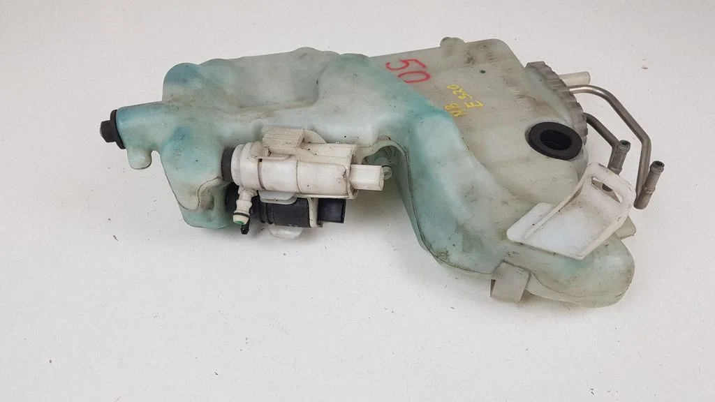 Windshield washer fluid reservoir/tank 2118600560