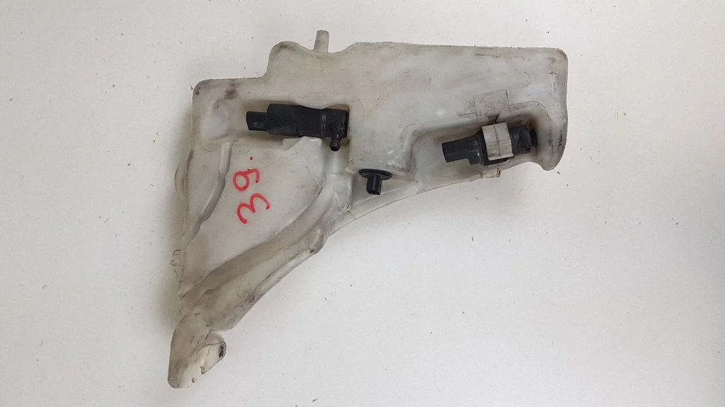 Windshield washer fluid reservoir/tank – Audi A4 Allroad B8 (2008-2016)