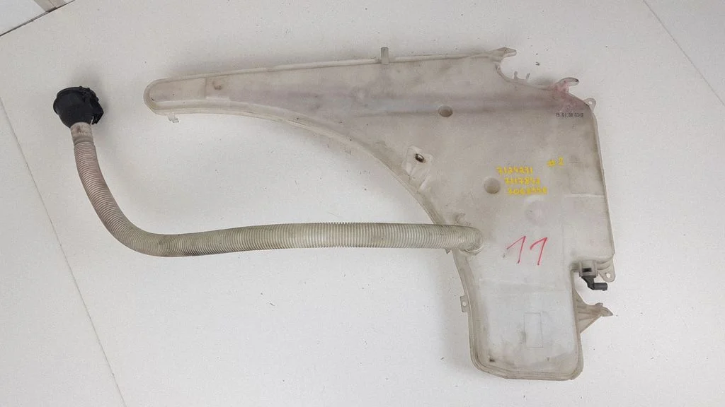 Windshield washer fluid reservoir/tank – BMW 3 Series E90 E91 (2005-2012)