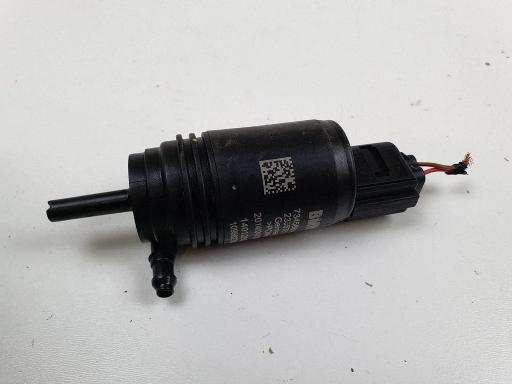Windscreen/windshield washer pump 7345885