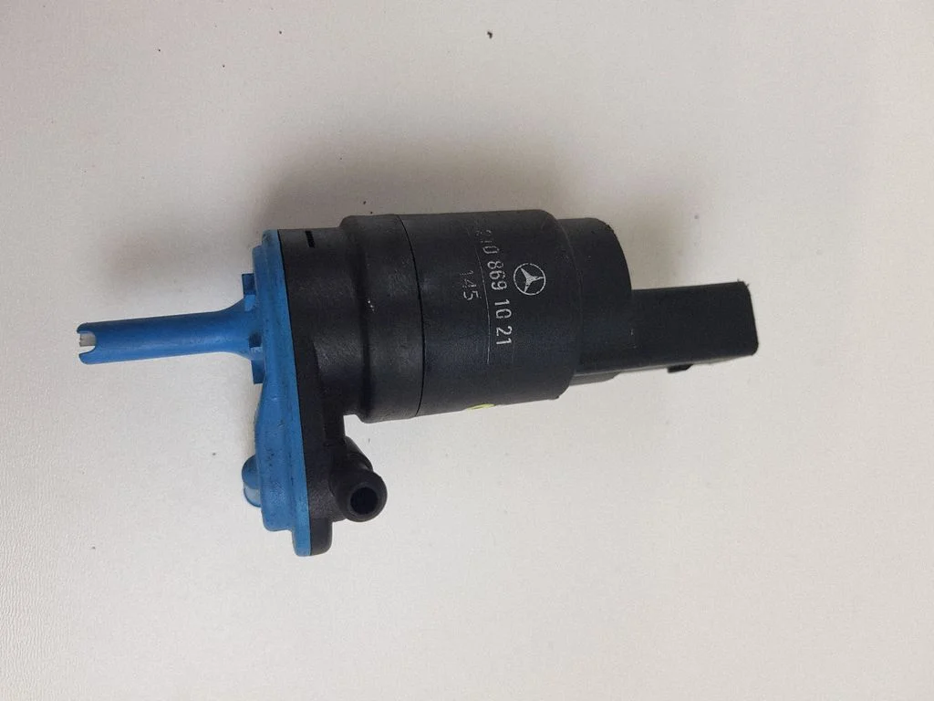 Klaasipesuvedeliku pump (klaaside) – Mercedes-Benz E-klass W210 (1995-2002)