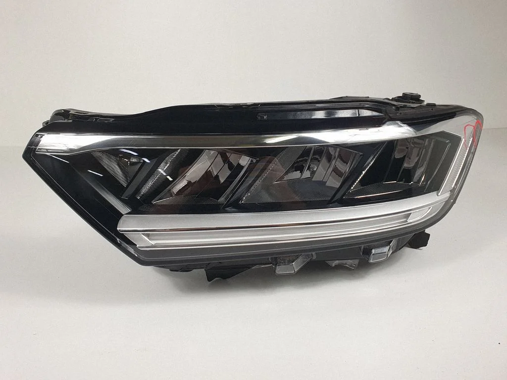 Reflektor 2GA941479