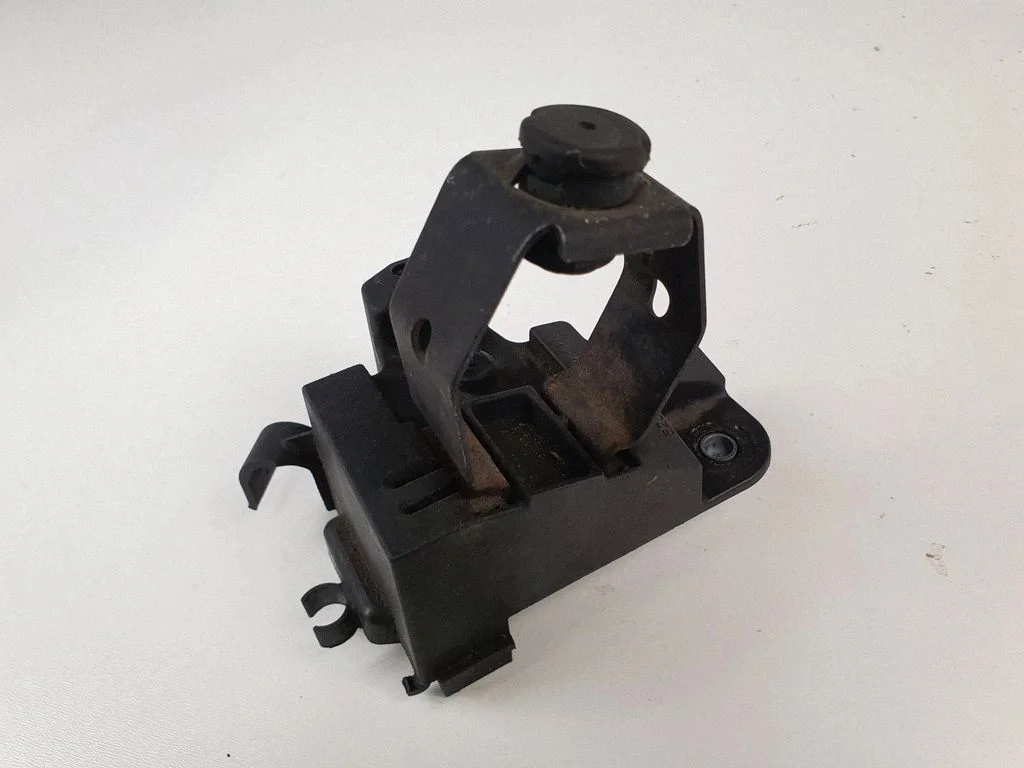Headlight/headlamp mounting bracket 625580027R