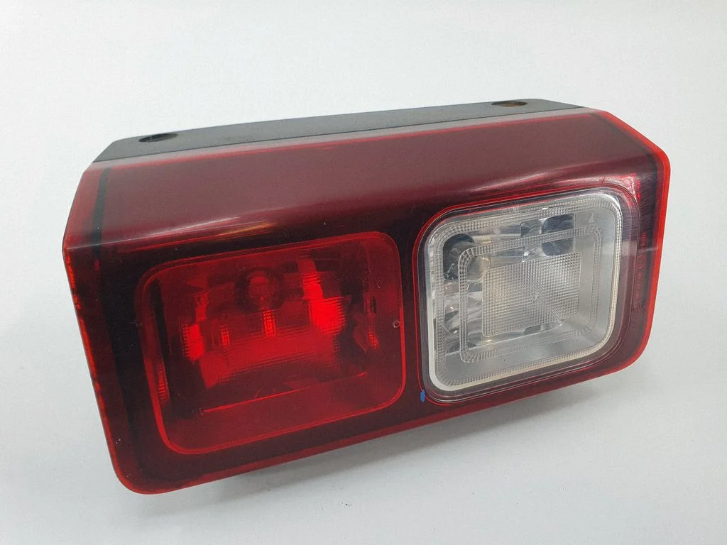 Rear/tail lights – Renault Trafic III (X82) (2014-)