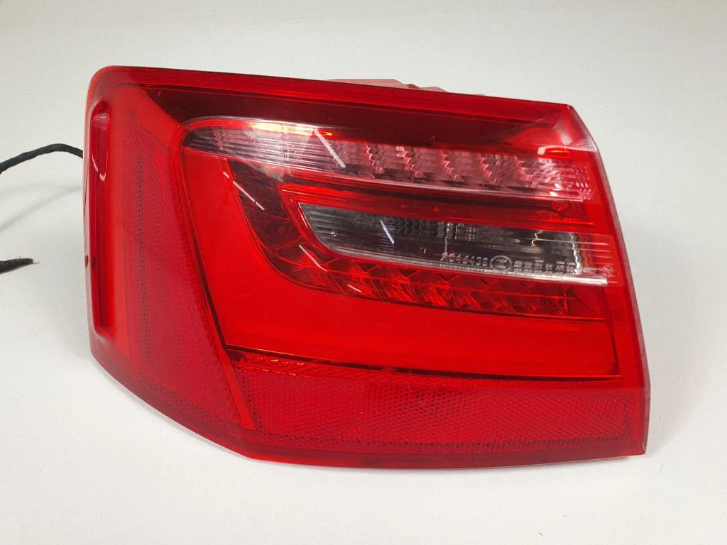 Rear/tail lights 4G5945095A
