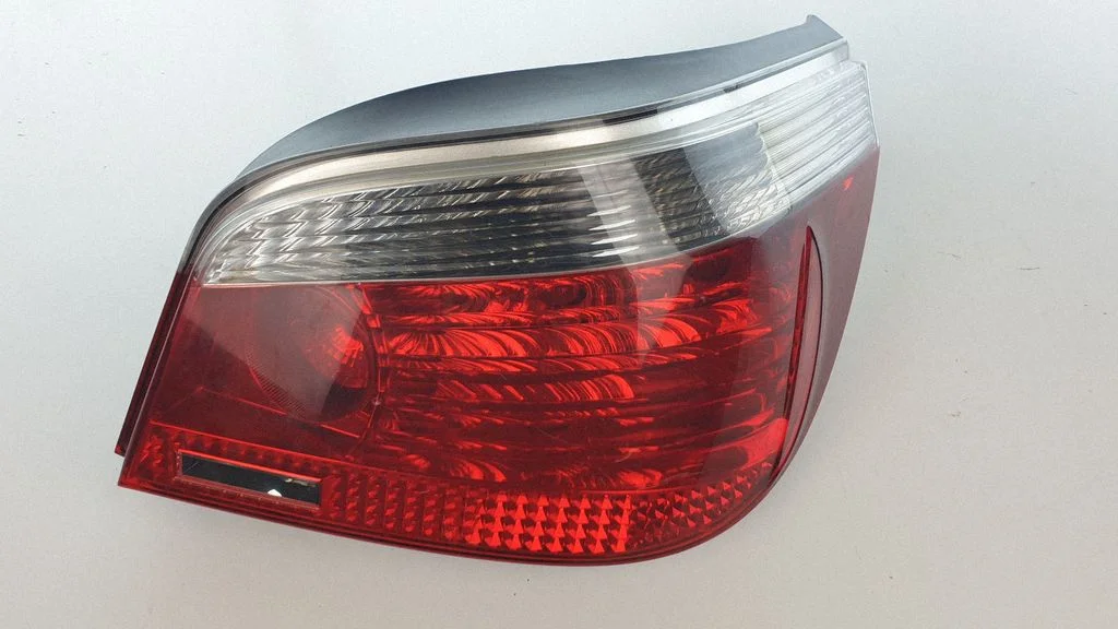 Rear/tail lights 6923306