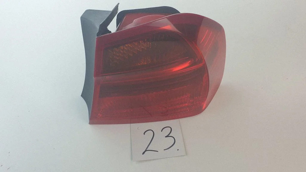 Rear/tail lights 6937458