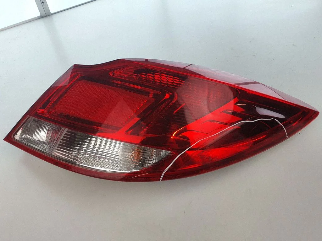 Rear/tail lights