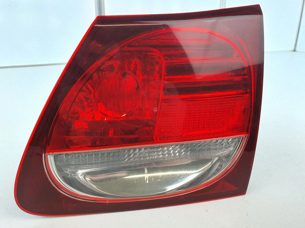 Tailgate rear/tail lights – Lexus GS 300 350 430 450H (2005-2012)