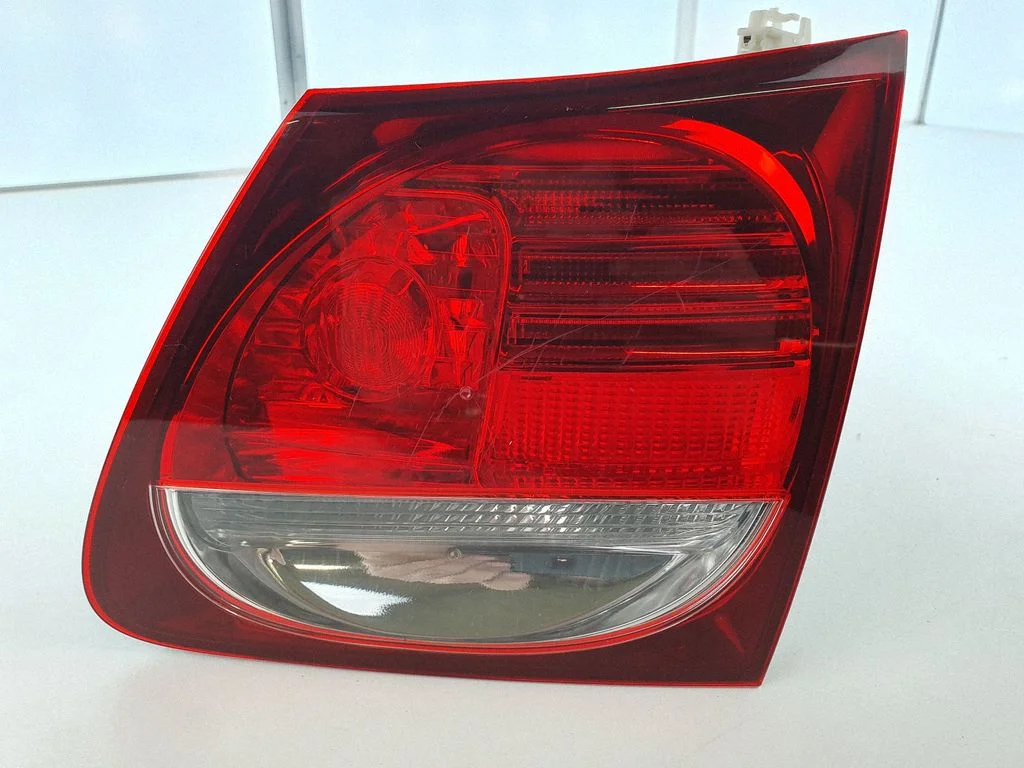 Tailgate rear/tail lights – Lexus GS 300 350 430 450H (2005-2012)