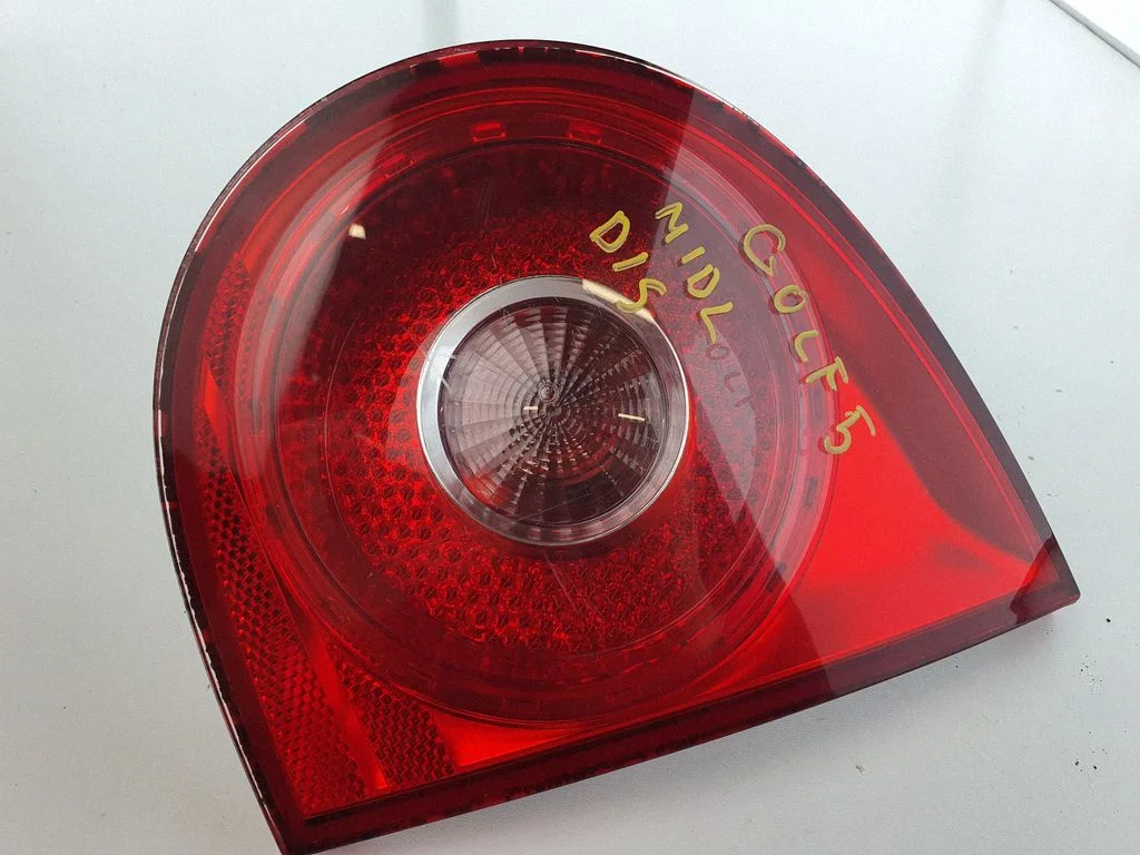 Tailgate rear/tail lights 1K6945094F