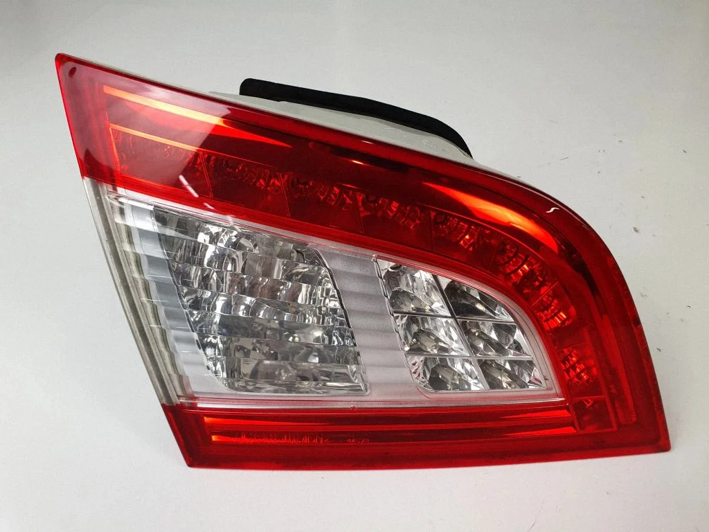 Tailgate rear/tail lights 9686780580