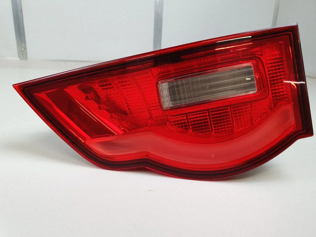 Tailgate rear/tail lights HK8315K272AA – Jaguar F-Pace (2016-)