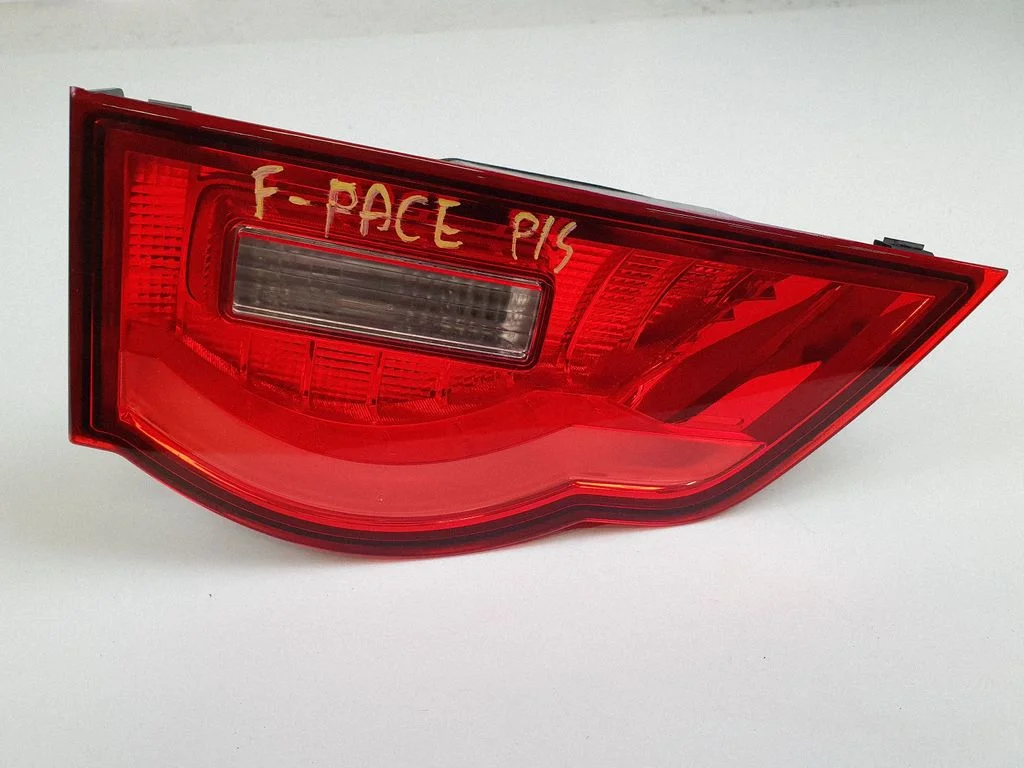 Tailgate rear/tail lights HK8315K273AA – Jaguar F-Pace (2016-)