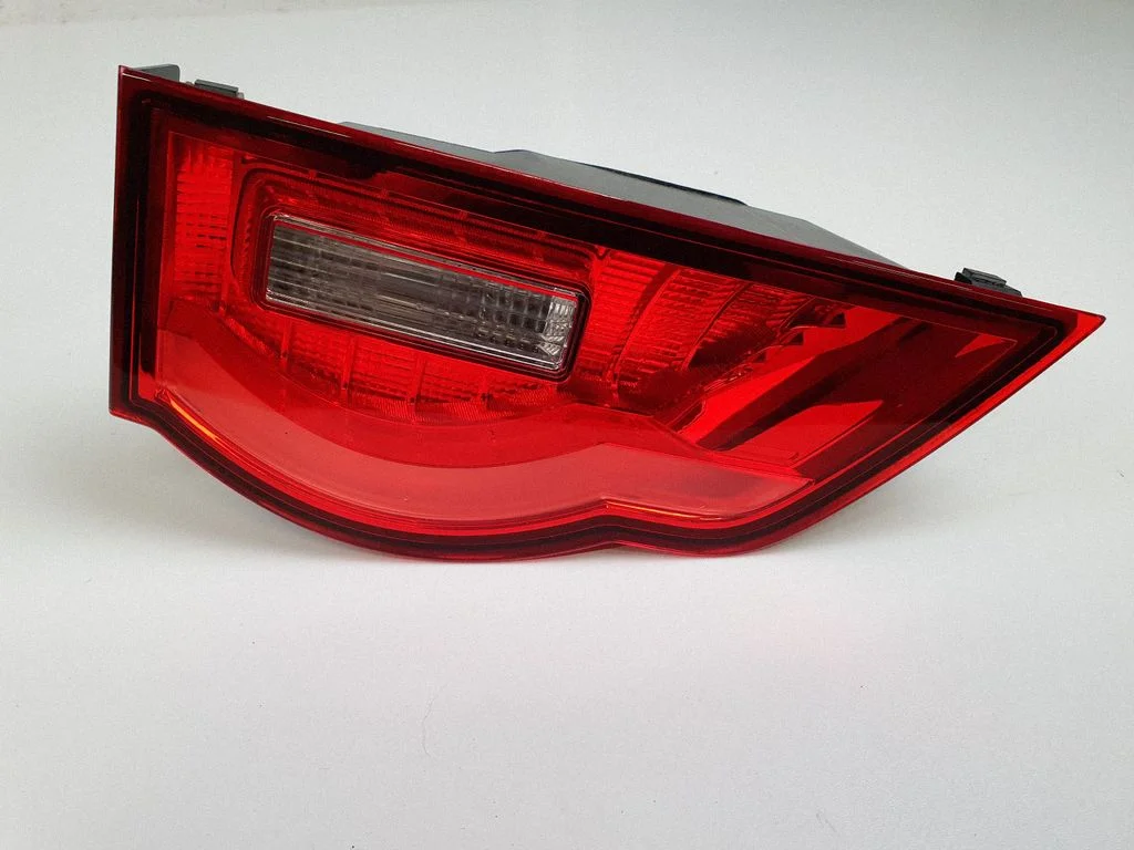 Tailgate rear/tail lights HK8315K273AA – Jaguar F-Pace (2016-)