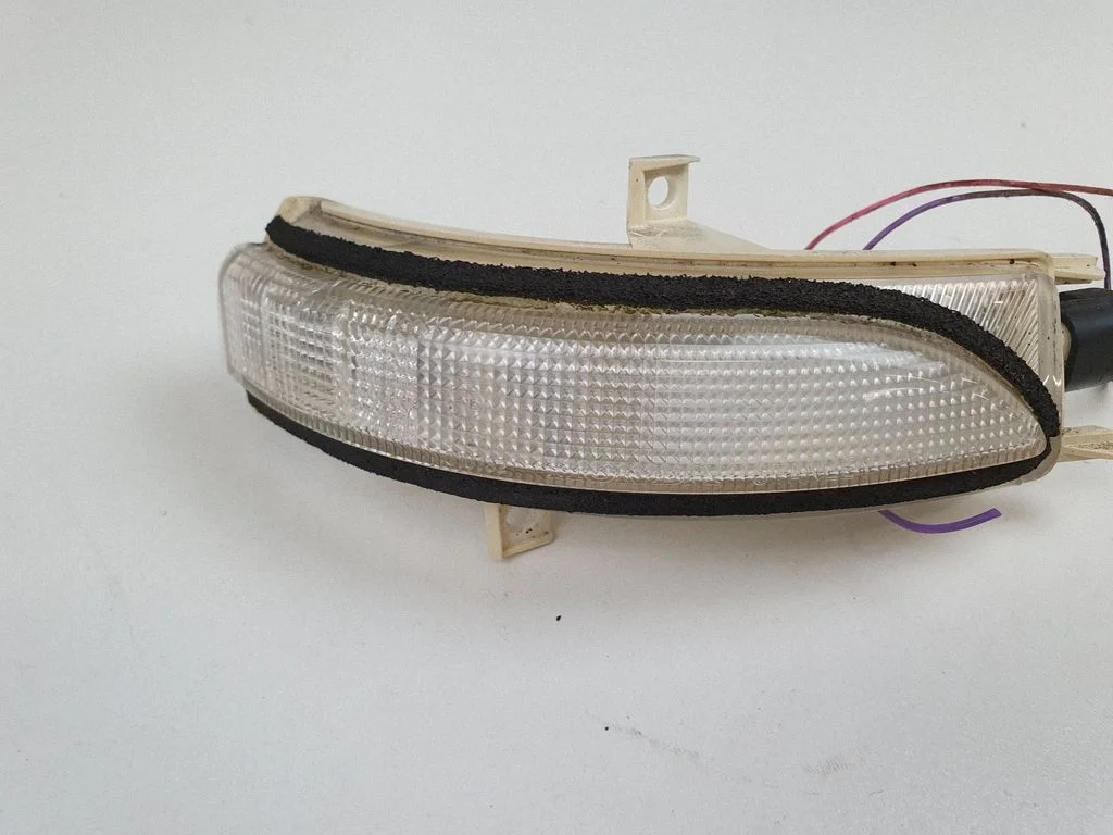 Suunatuli peeglis – Nissan Juke I F15 (2010-2018)